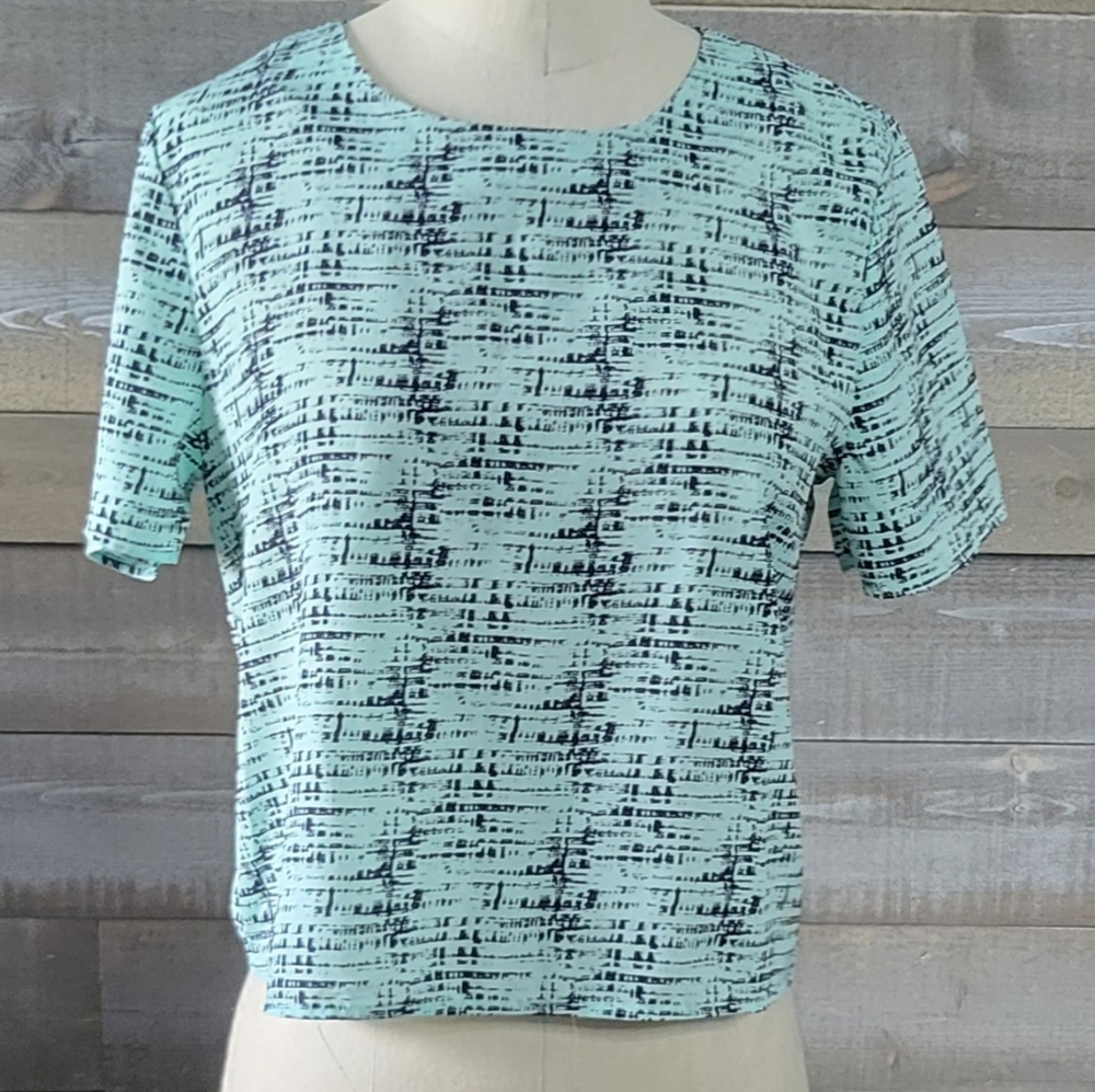 Collective Concepts Mint Green and Black Crop Top